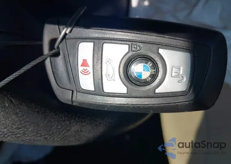 2017 BMW 320 xDrive from USA, damaged, VIN WBA8E5G57HNU22393